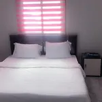 Al-Saadah Furnished Apartments