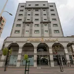 انوار احد