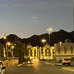 مساكن فوتهيلز الفاخرة