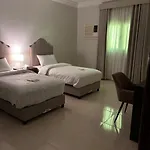 شقق مؤثثة فاخرة