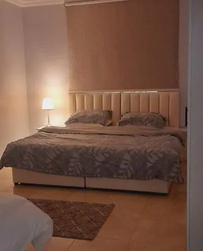 Al Bayt Al Madini Suites
