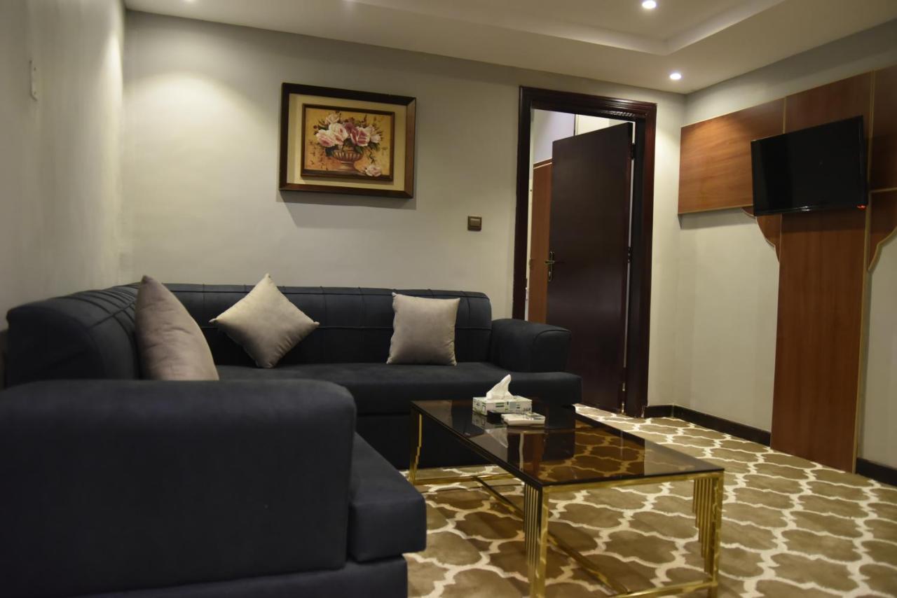 Goldenyahalahotel - ياهلا الذهبي