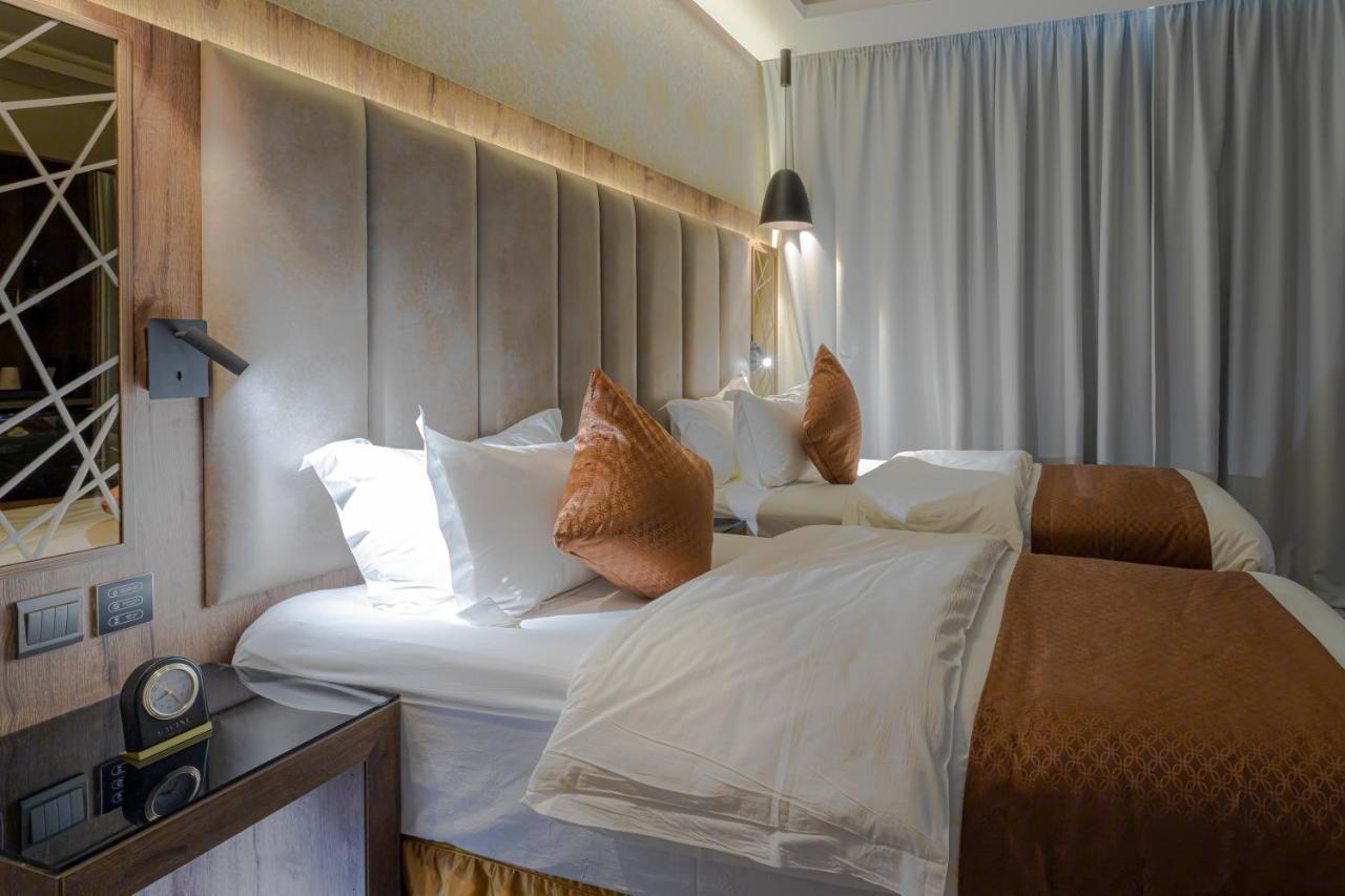 Hotel Gacine 3*