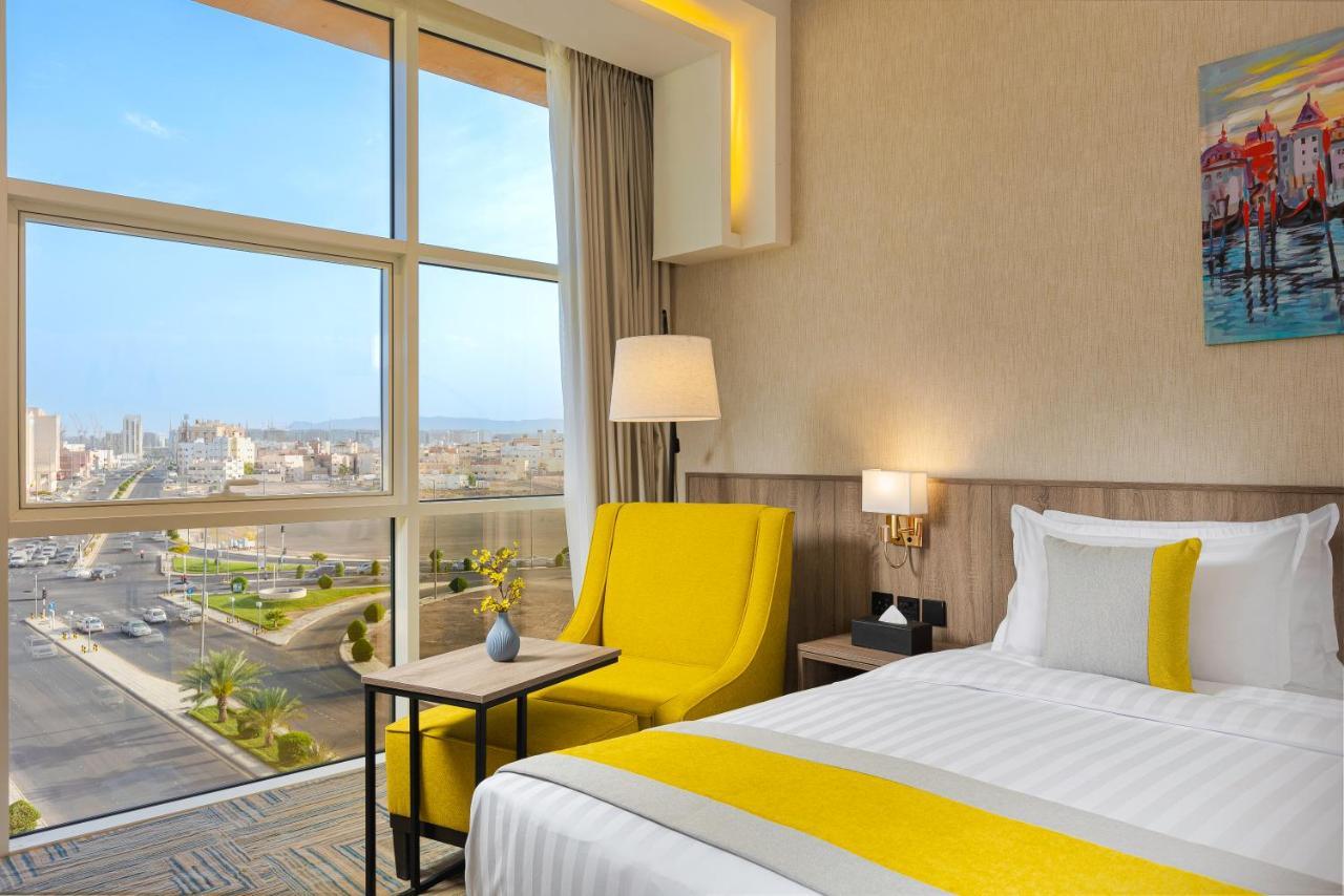 Hotel The Seasons *