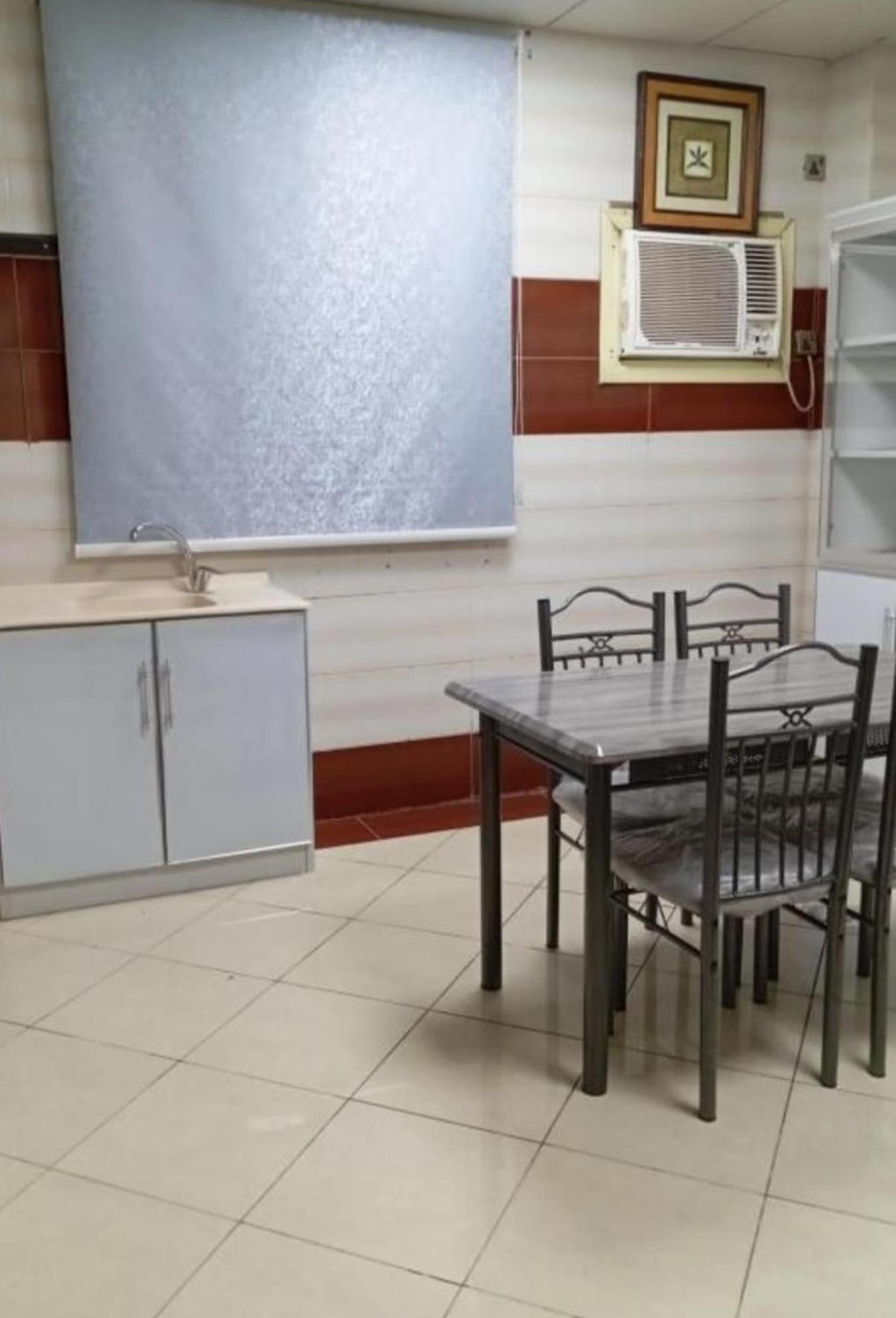 Al Asr Almasi Apartment
