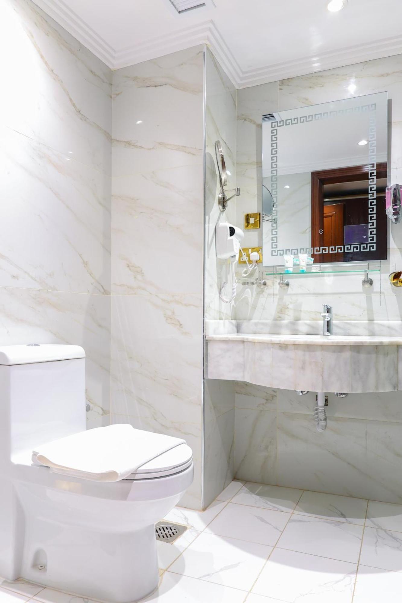 Al Ansar Golden Tulip *