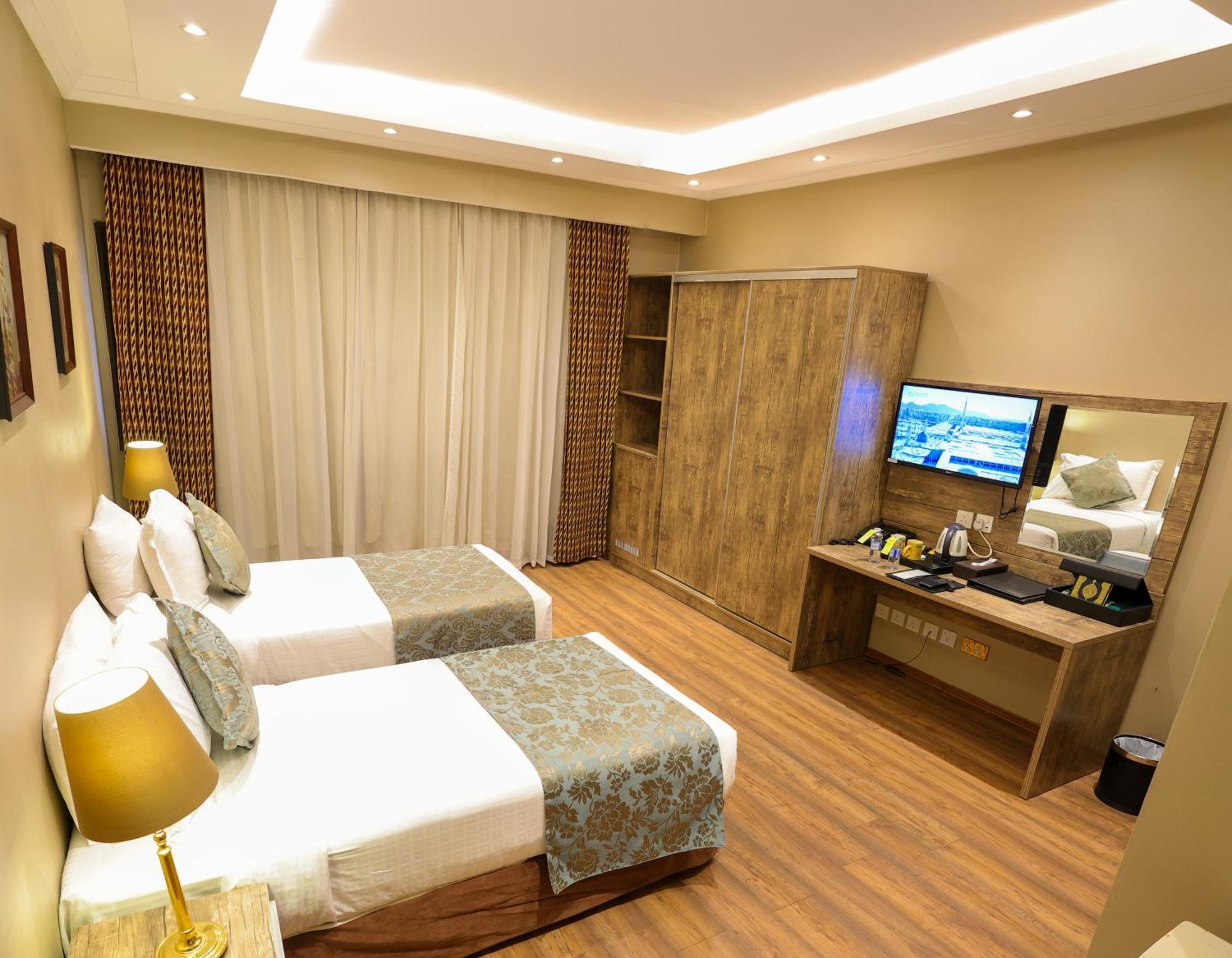 Hotel Al Ansar Golden Tulip
