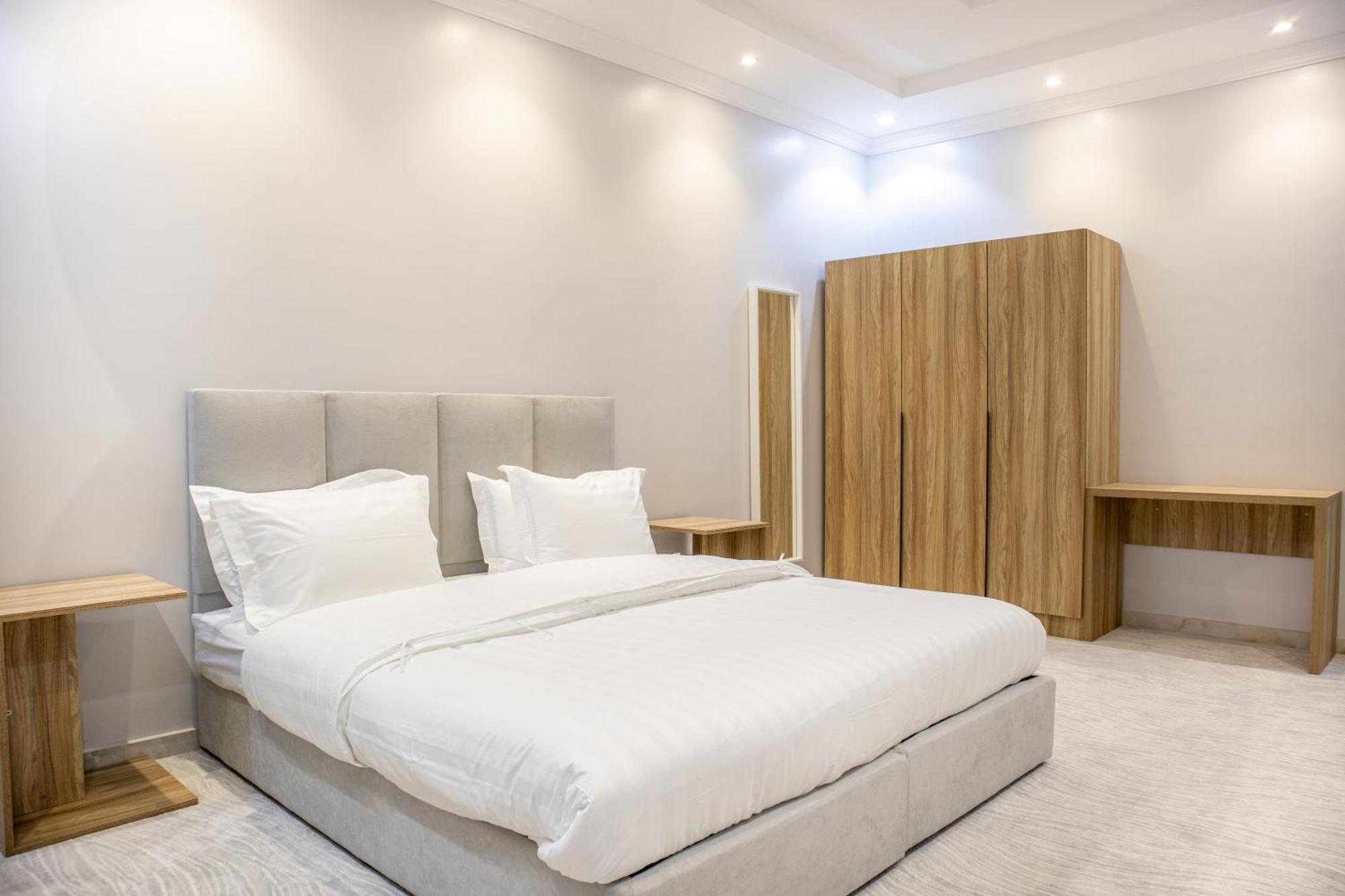 Luxurious Family 15mins Drive To Al-masjid Nabawi - Nozol Noor 4 Apartment *