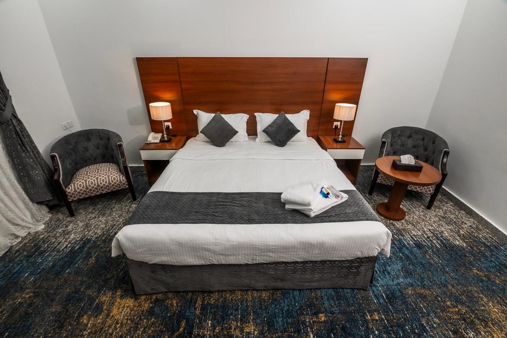 Apartment انوار احد *