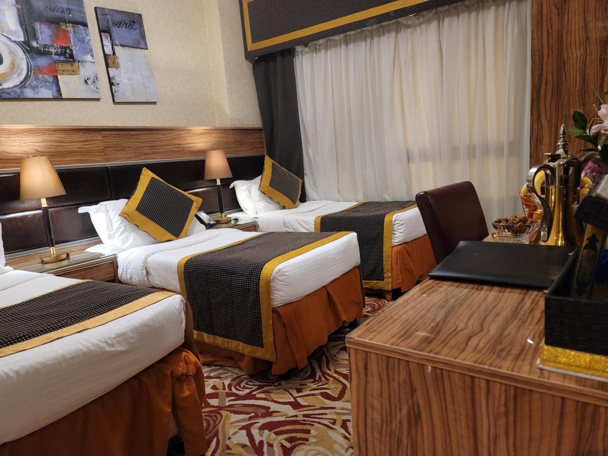 Golden Tulip Al Shakreen Medina
