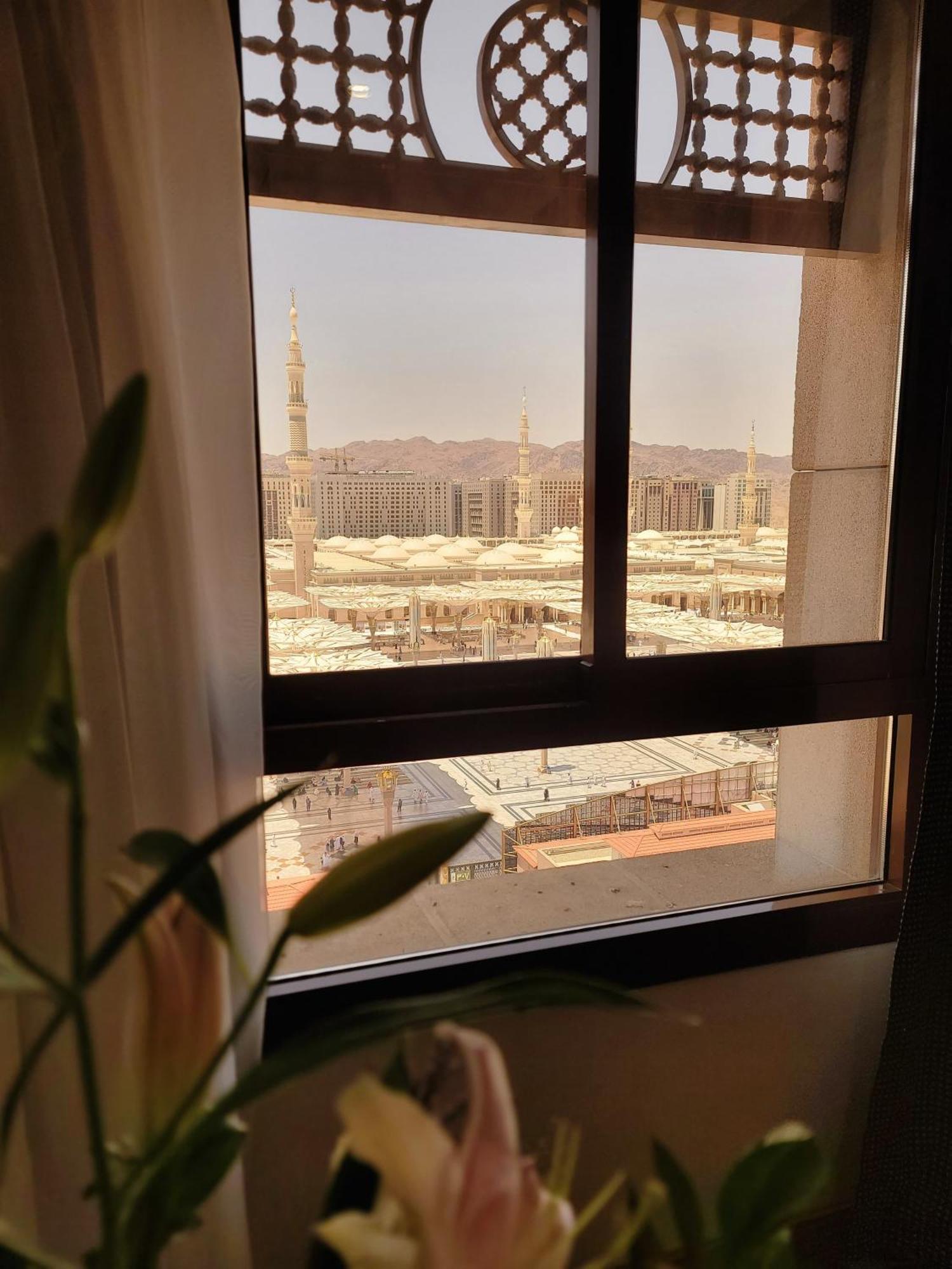 Hotel Golden Tulip Al Shakreen 3*