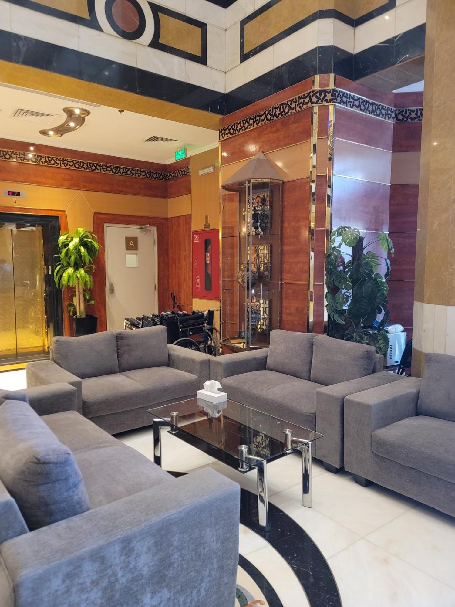 Hotel Golden Tulip Al Shakreen Medina