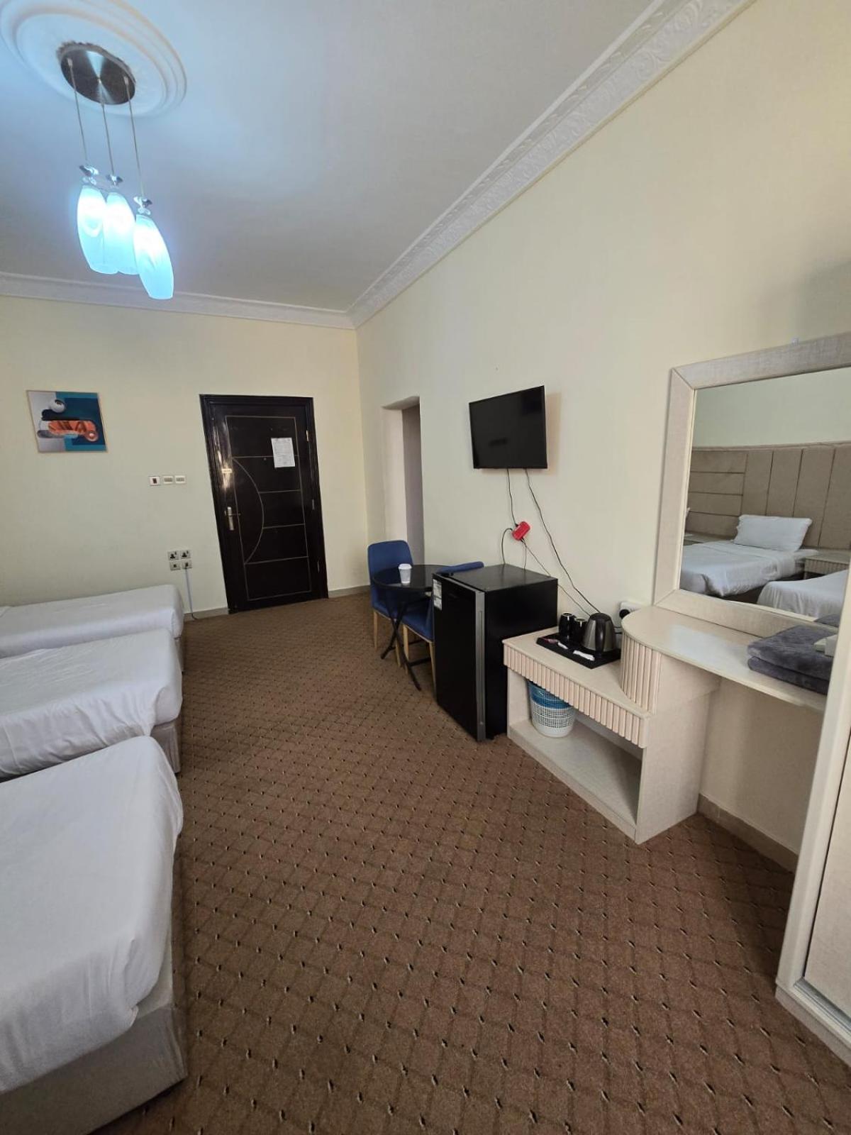 Al Asr Almasi Apartment
