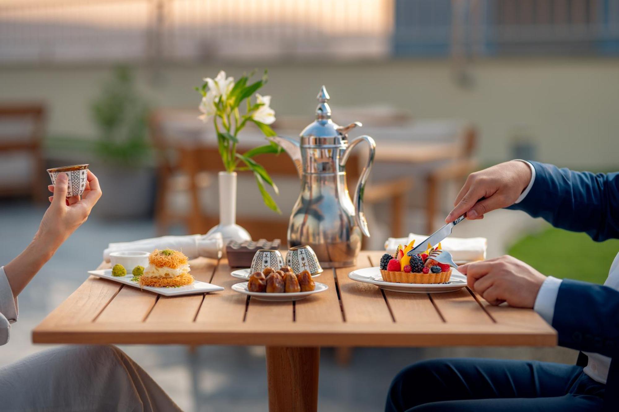 Rotana Al Manakha Madinah Hotel *