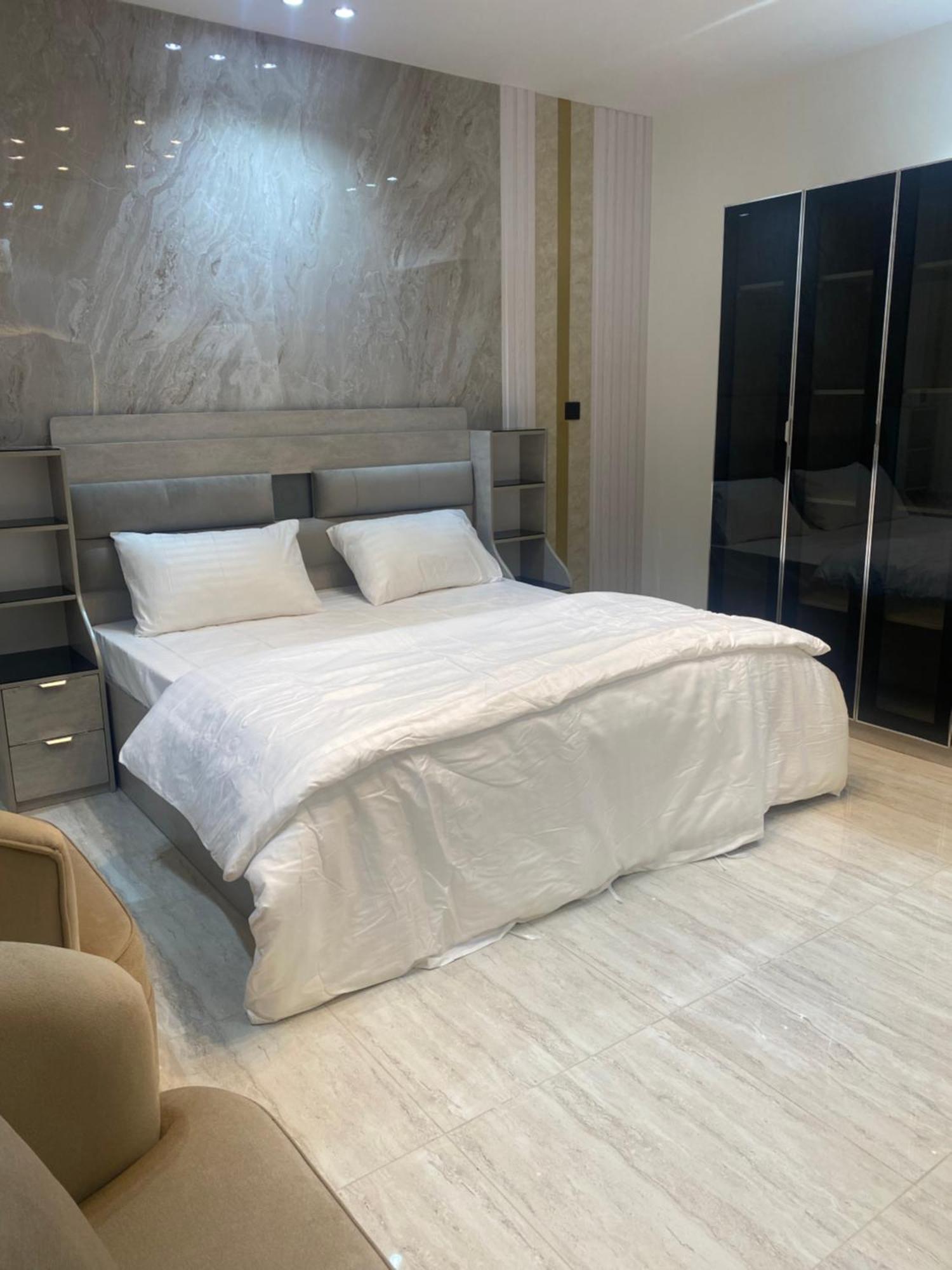 Apartment Fhr للشقق المفروشة *