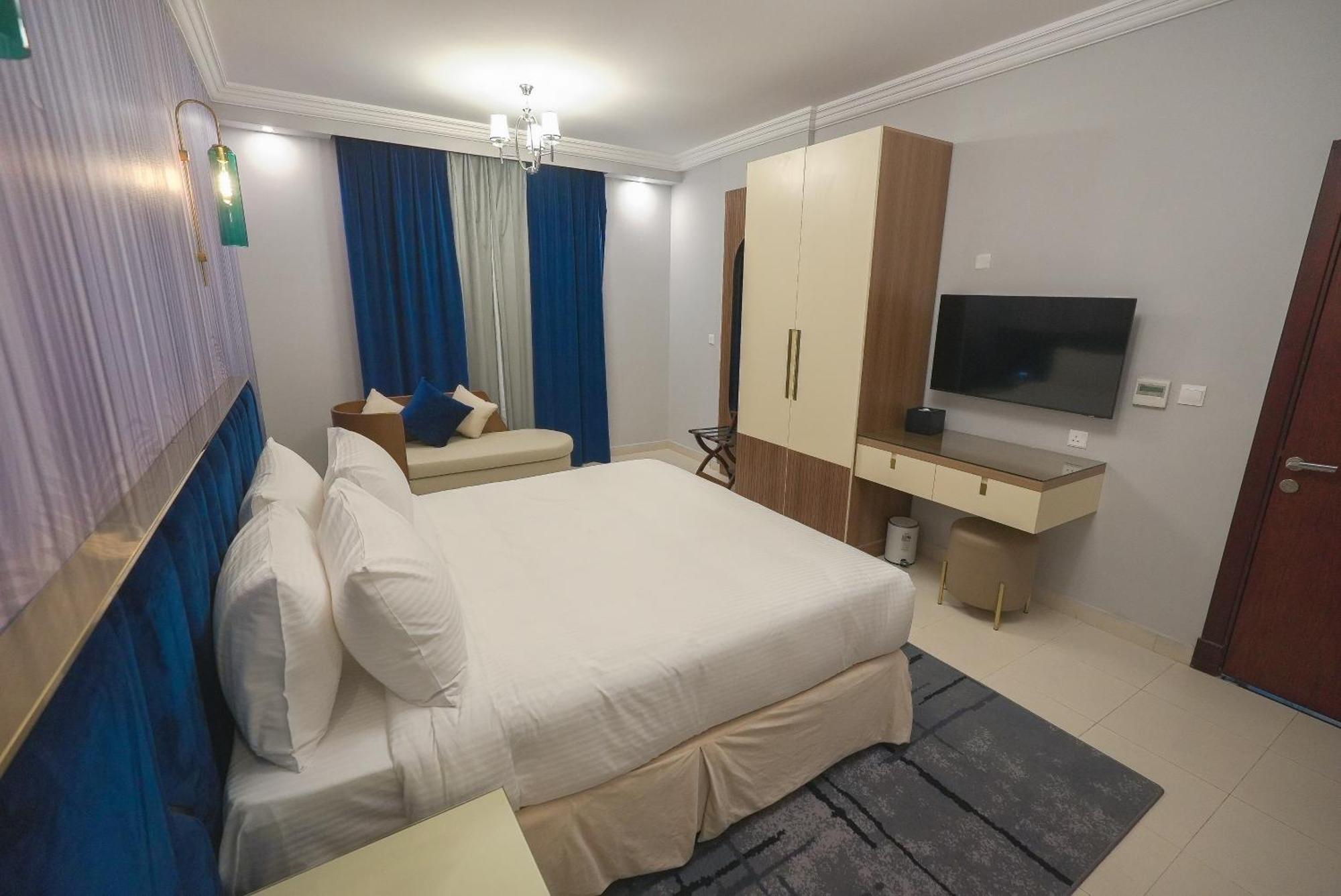 La Cordia Hotel *