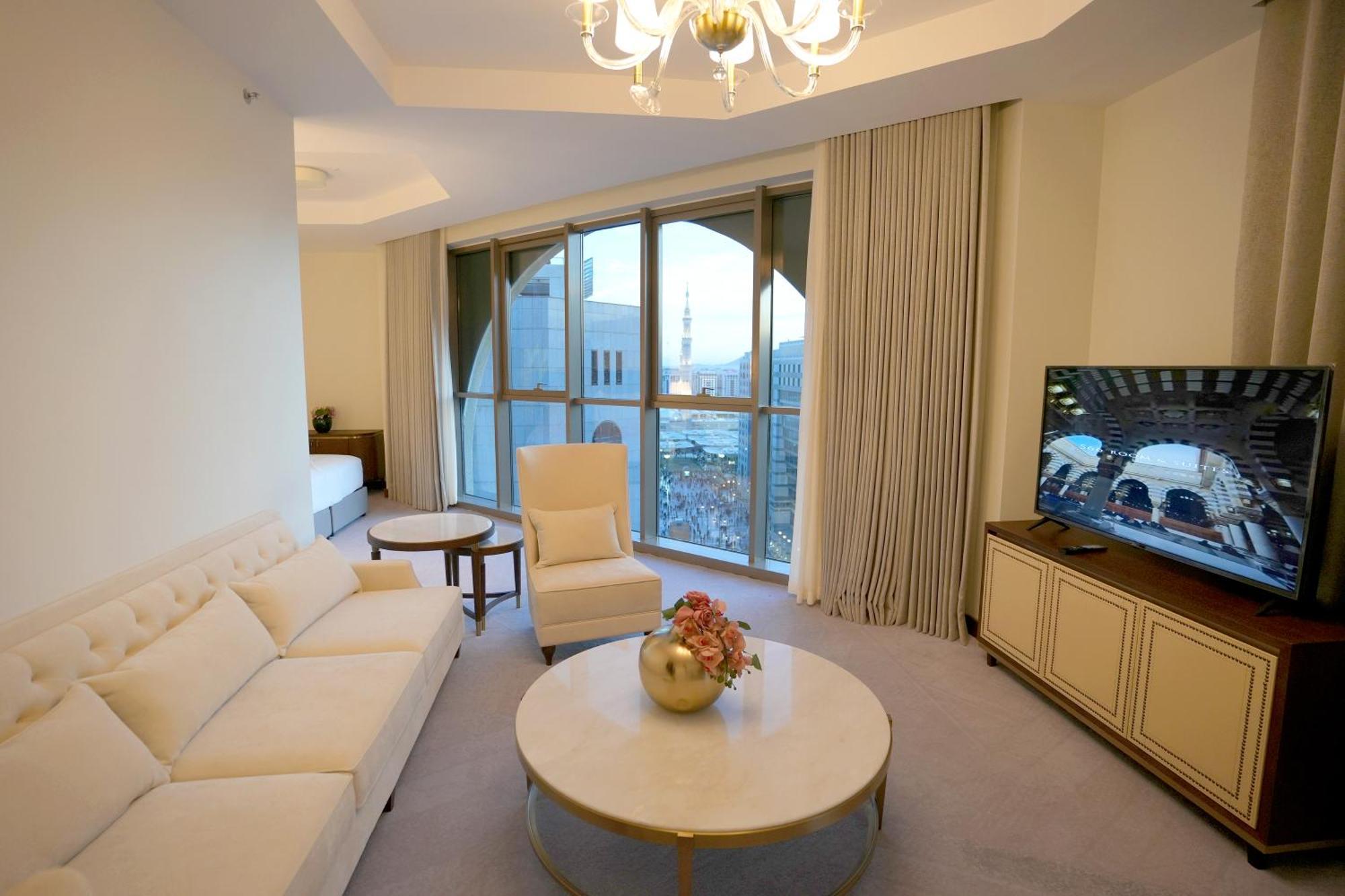 Hotel Peninsula Worth