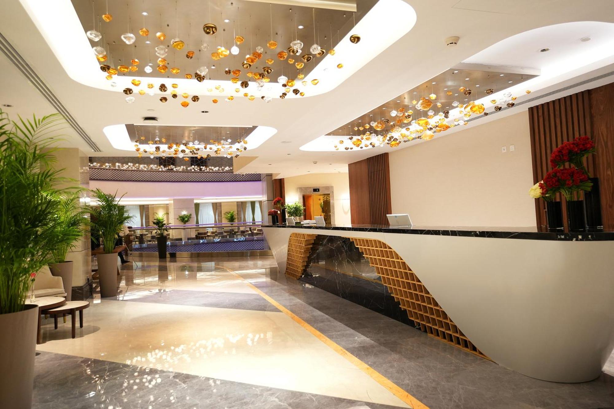 Hotel Peninsula Worth
