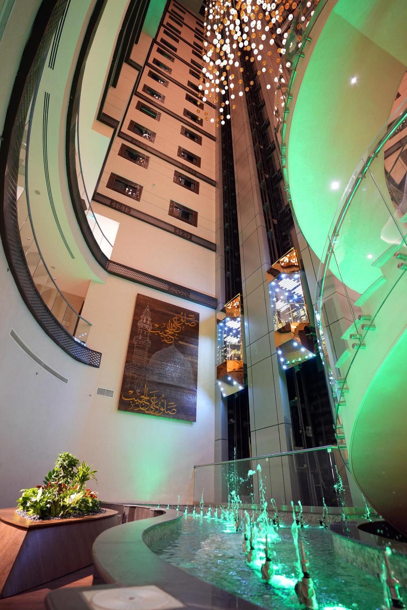 Peninsula Worth Hotel Medina