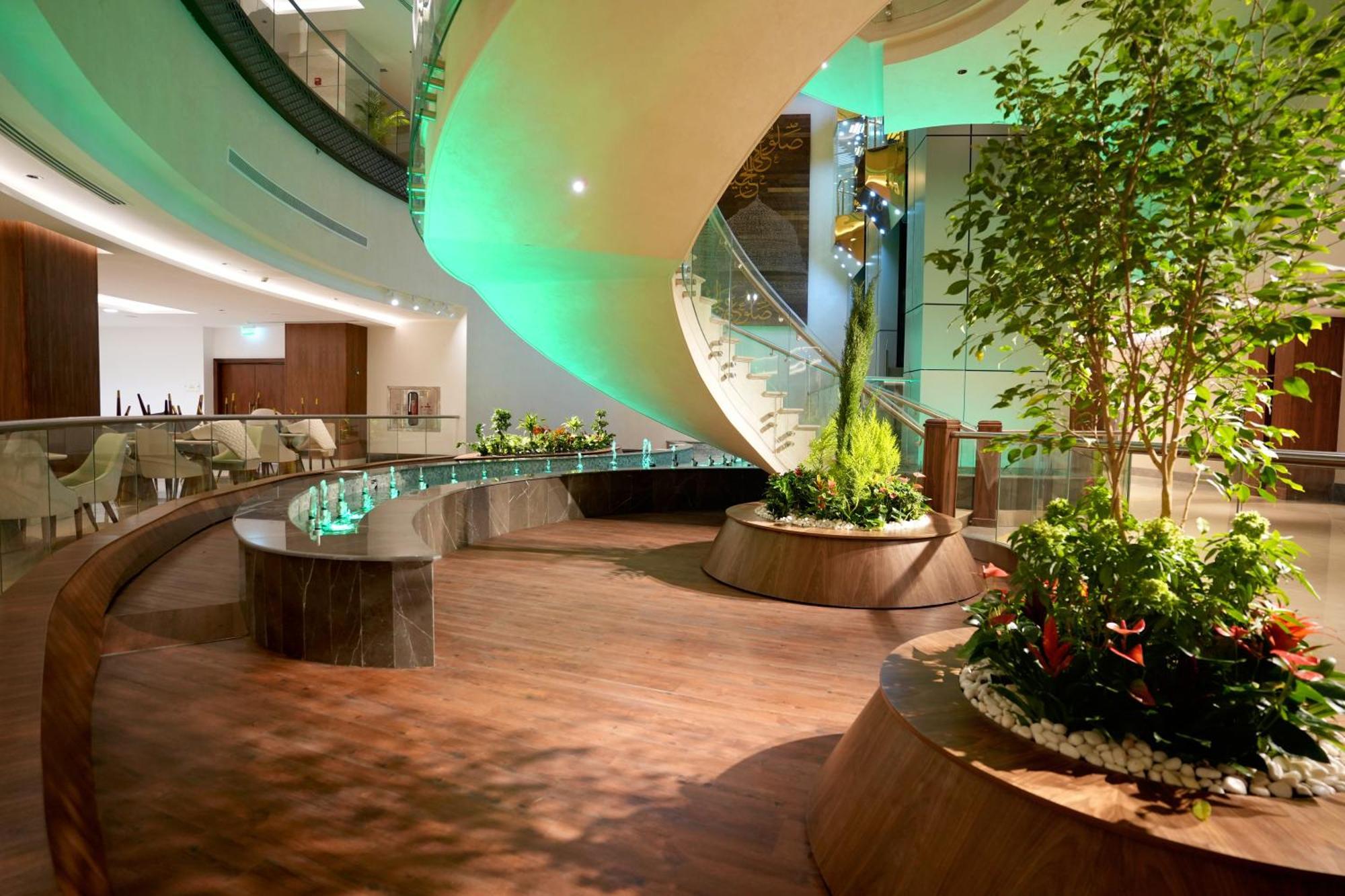 Hotel Peninsula Worth