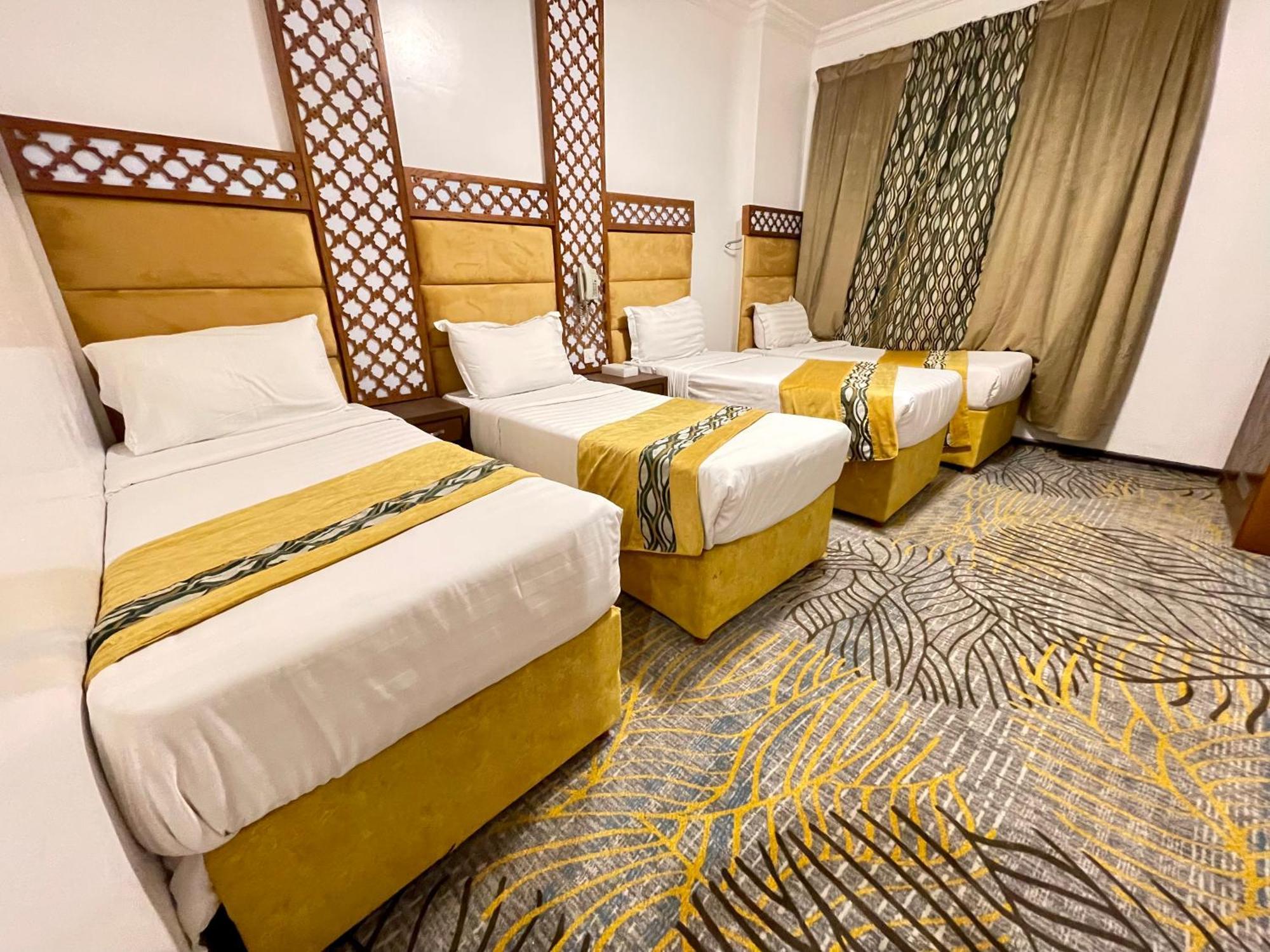 Al Mukhtara Golden 2*