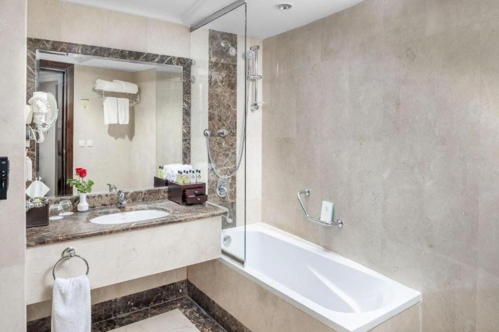Taiba Madinah Hotel 5*