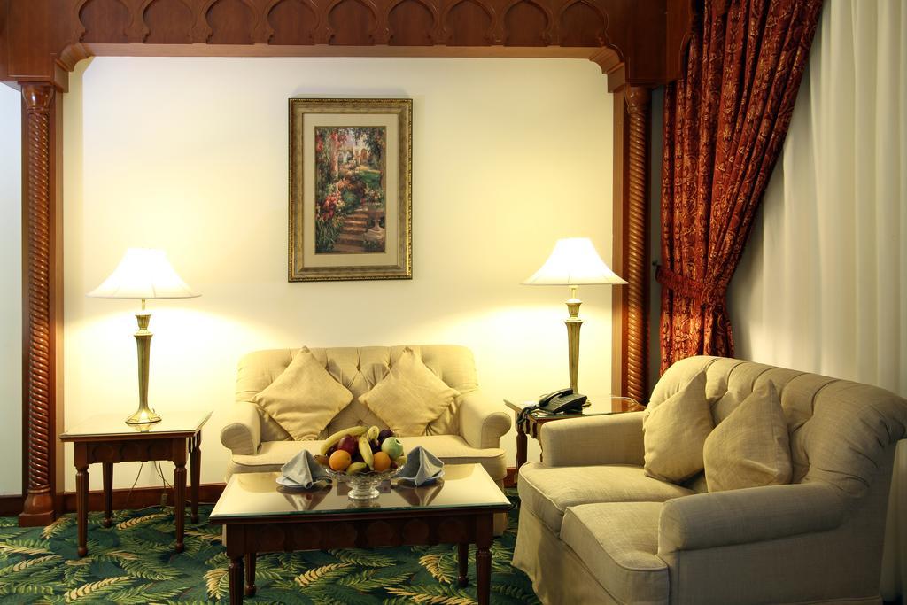 Ramada Madinah Al Hamra Hotel