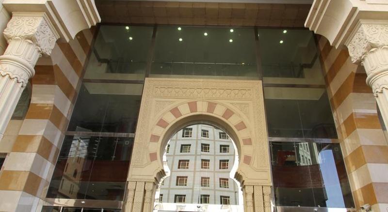 Hotel Ramada Madinah Al Hamra 3*