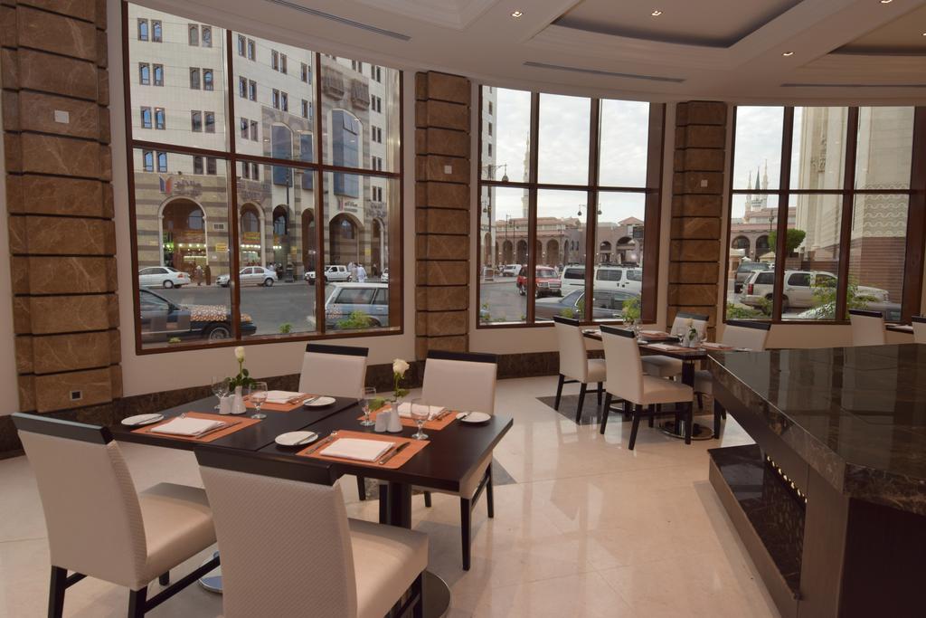 Pullman Zamzam Madina Medina