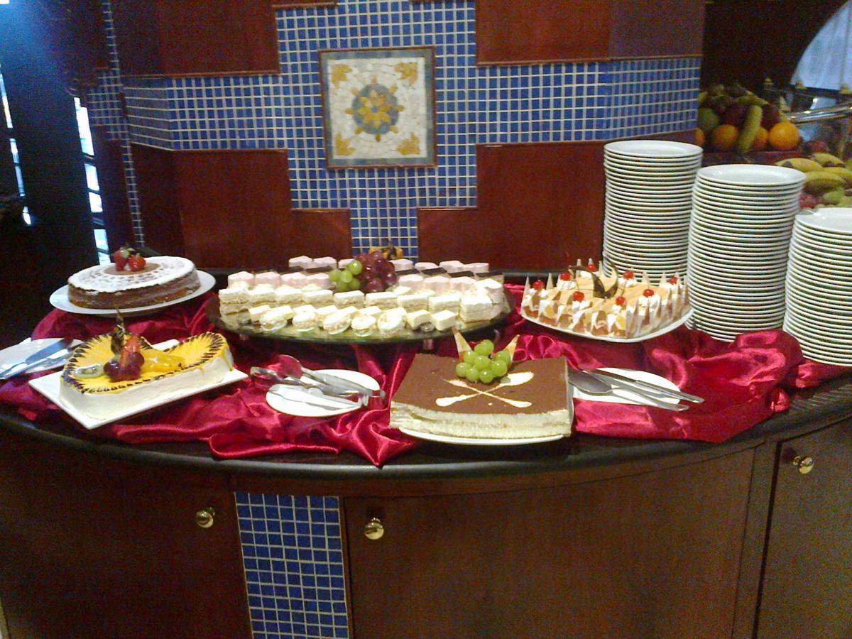 Ramada Madinah Al Hamra Hotel