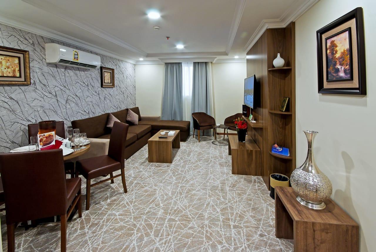 Delights - Oasis Hotel *