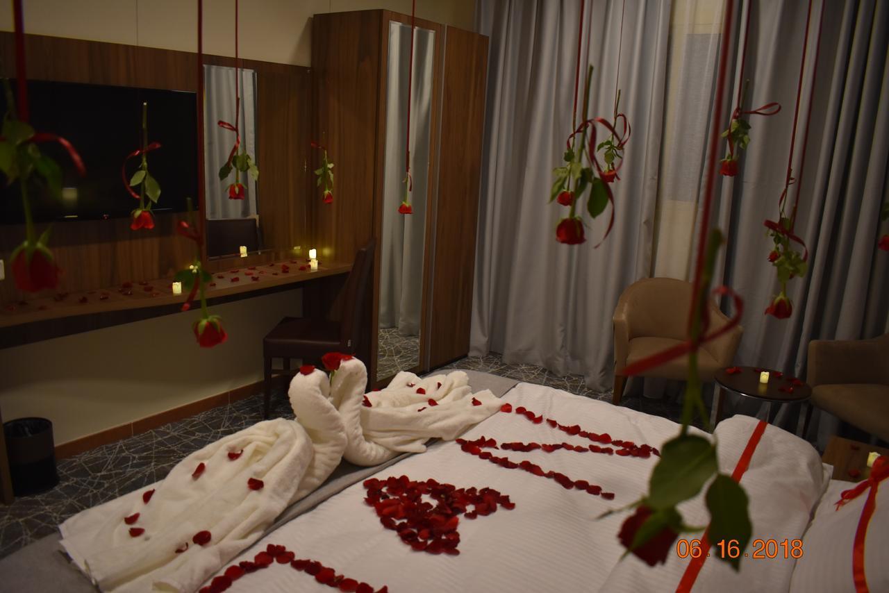 Delights - Oasis Hotel *