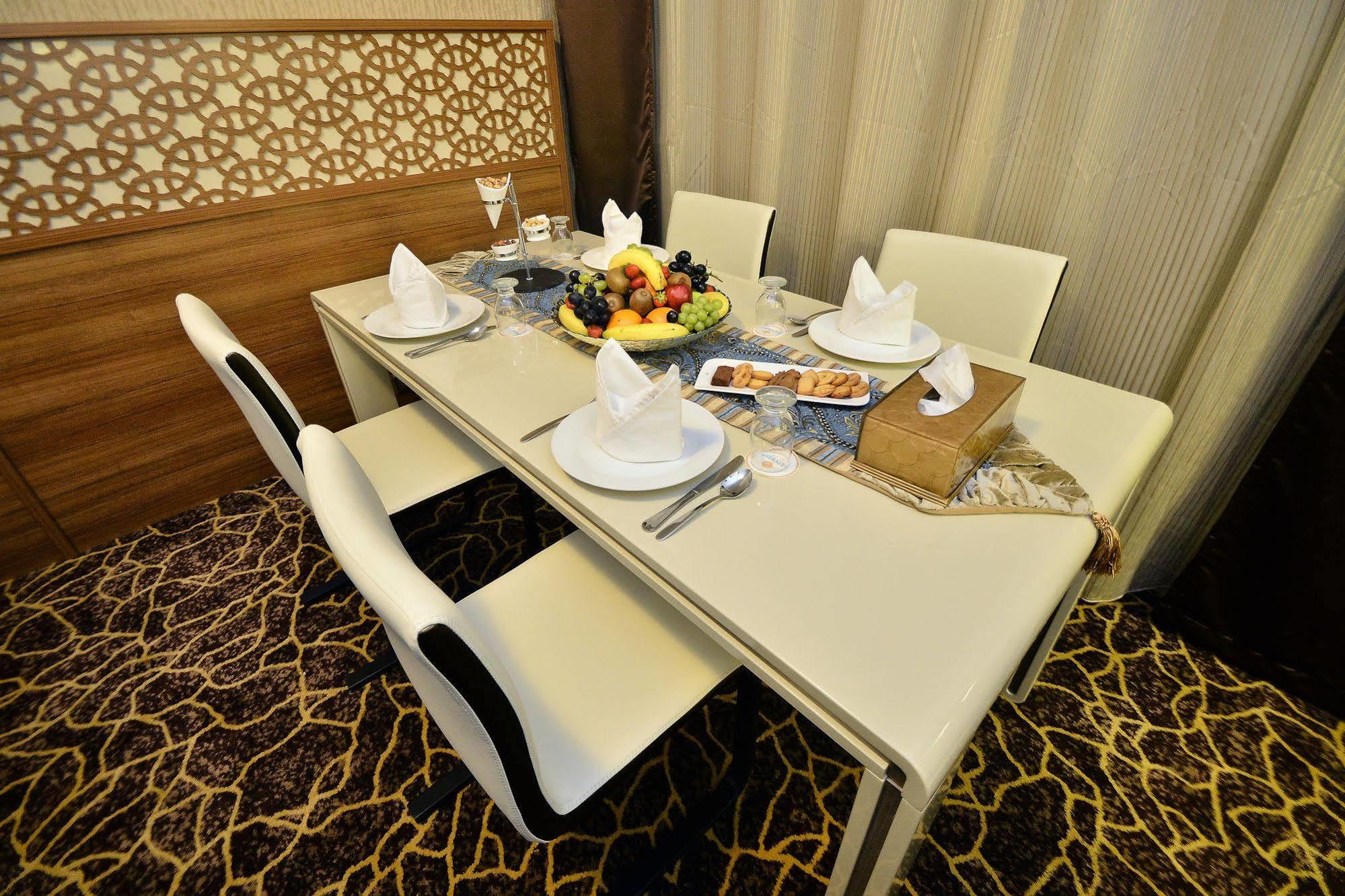 Sunrise Hotel