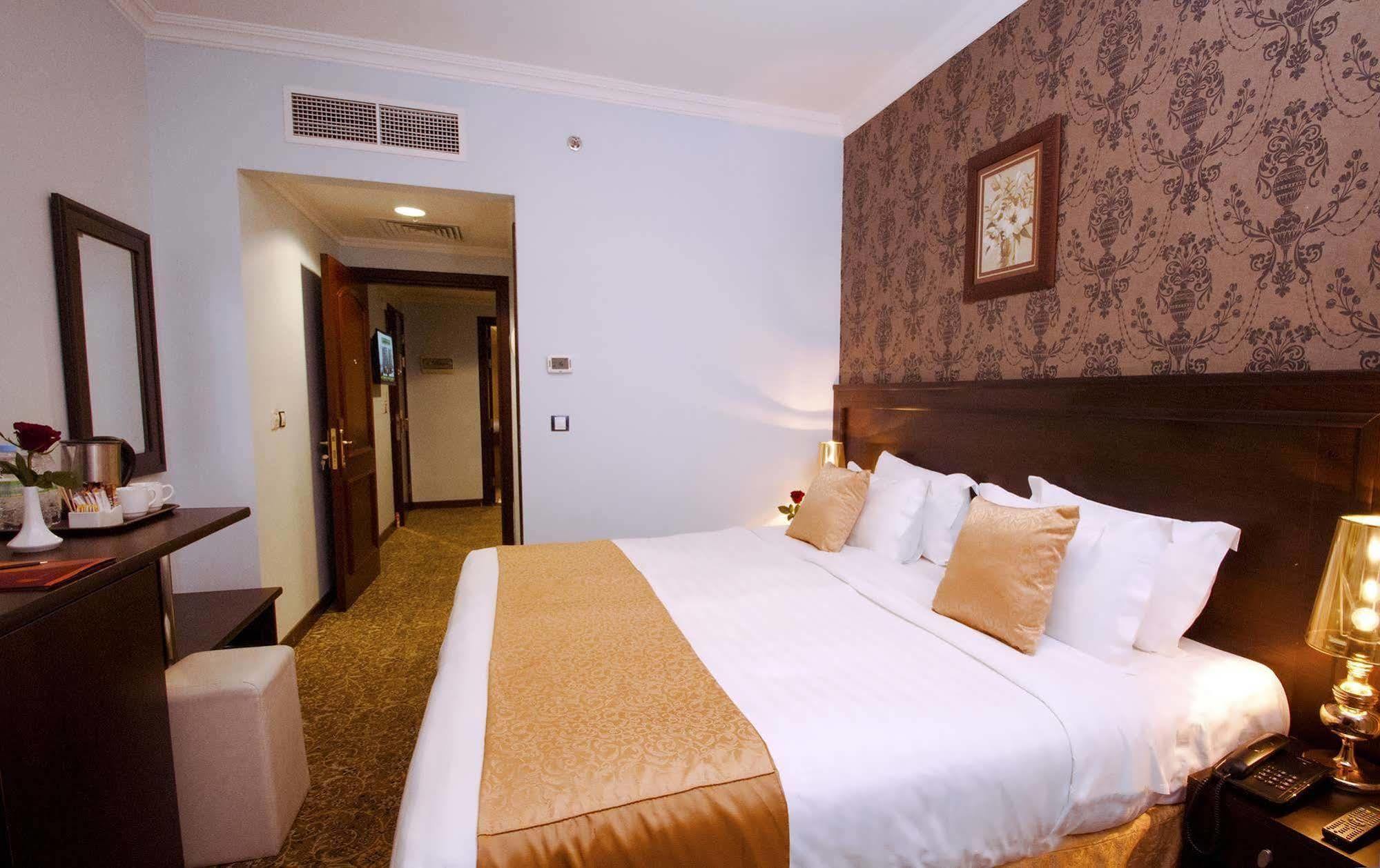 Hotel Deyar Al Eiman Medina