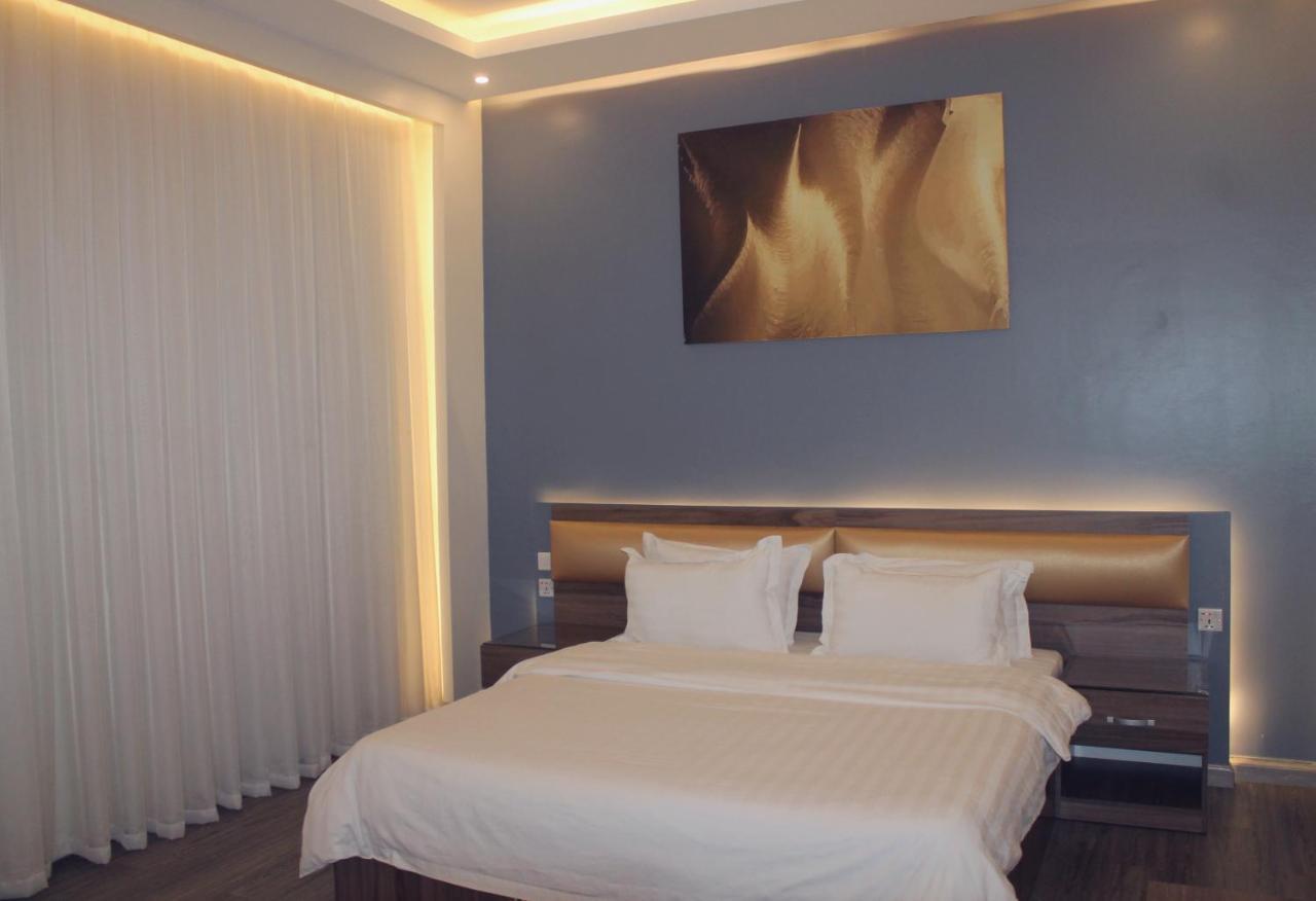 Platinum The First Hotel Medina