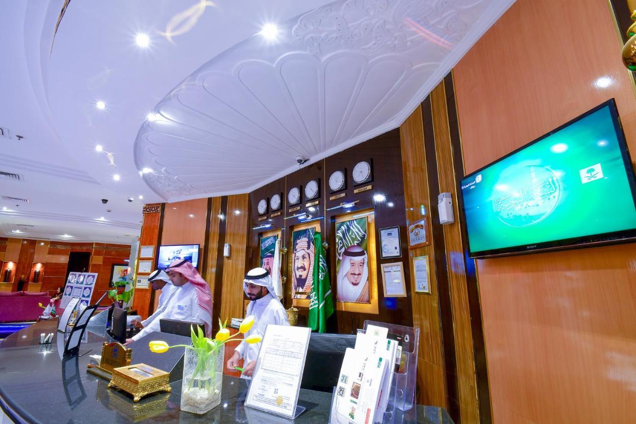 Golden Tulip Al Shakreen Hotel