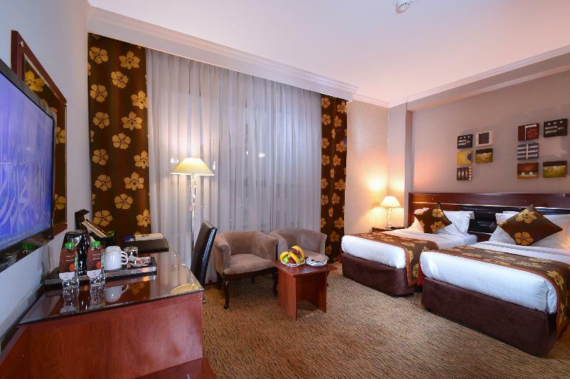 Golden Tulip Al Ansar 3*