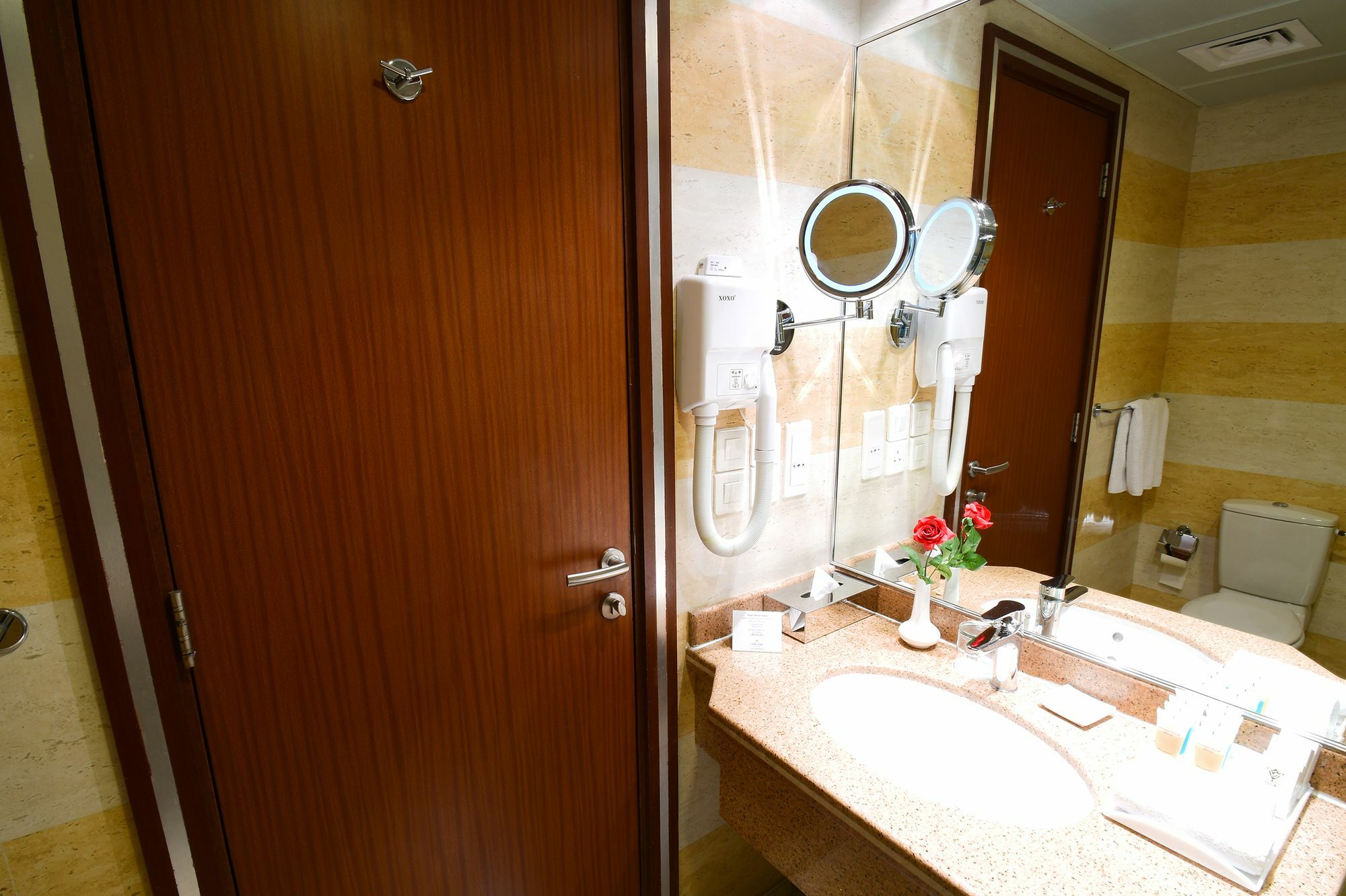 Golden Tulip Al Ansar Hotel 3*