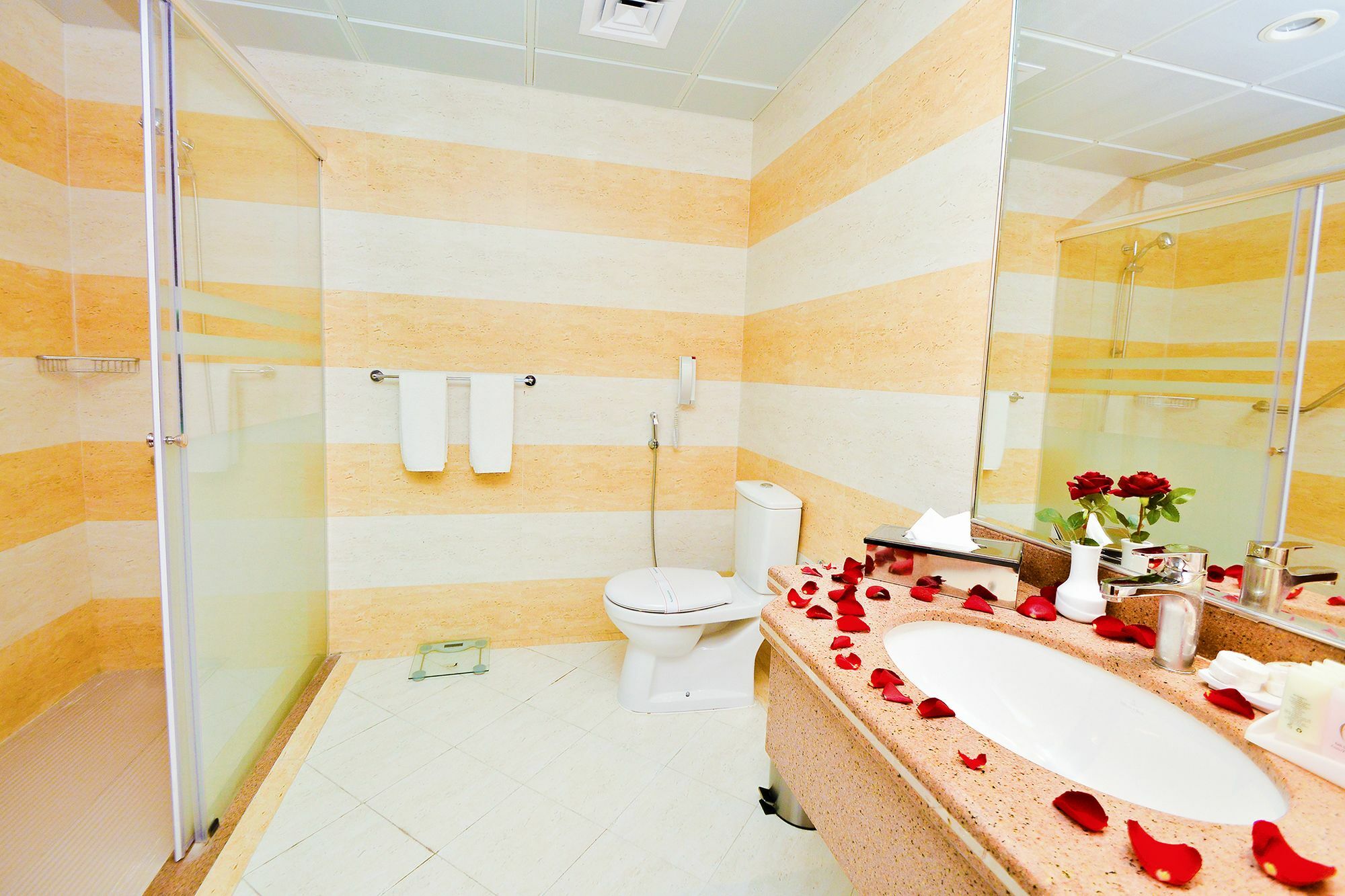 Golden Tulip Al Ansar Hotel