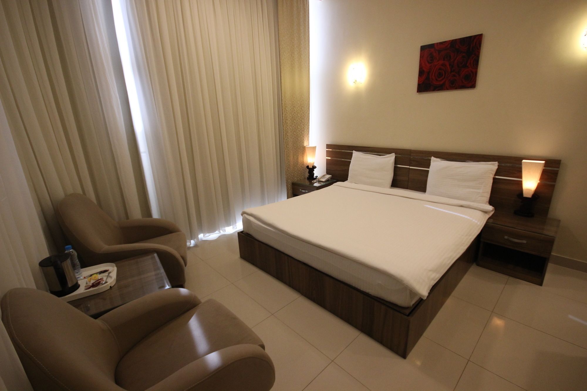 Platinum The First Hotel 3*