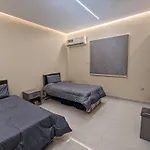 Madina Apartment Rooms - 7 Minutes To Haram By Car - Mount Uhud Views - Free Parking - Sleeps 6