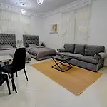 شقة غرفتين بالقرب من مسجد القبلتين