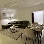 دار نيلوفر المدينة
