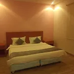 Diamond Suites