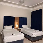 شقق بدور أرضي