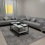 شقق بدور أرضي