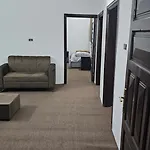 شقة صغيرة