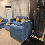 منازل لشقق الفندقية