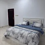 شقة بداخل حد الحرم