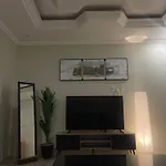 The Luxe Studio 3